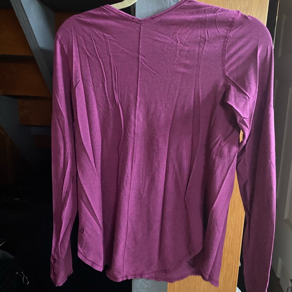 Lululemon top - Picture 2 of 2